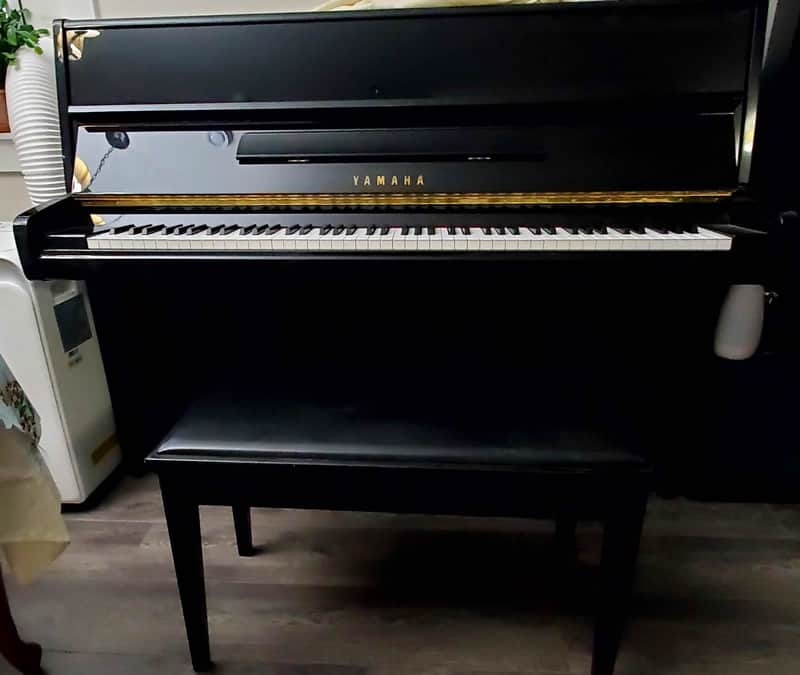 Yamaha P116 1991 - Polished Ebony image 1