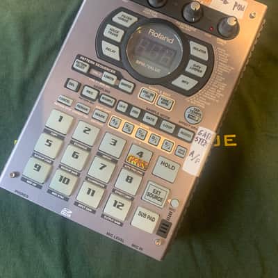 Roland SP-404SX Linear Wave Sampler | Reverb