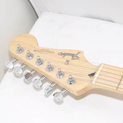 Fender Japan STRATOCASTER 1994~1995 Electric guitar Ref No.6321 image 9