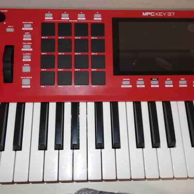 Akai Professional MPC Key 37 Standalone Production Synthesizer image 3