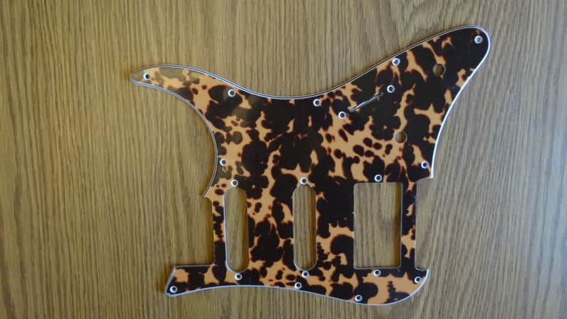 Cool Leopard Print Pick Guard With Gold Screws For Stratocaster image 1