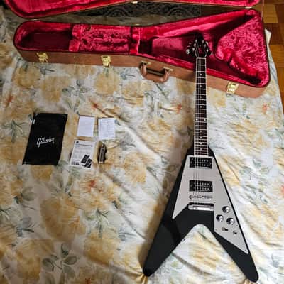 *MINT* Gibson '70s Flying V 2020 - Present - Ebony image 1