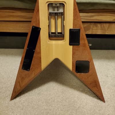 KXK V 2004 image 6