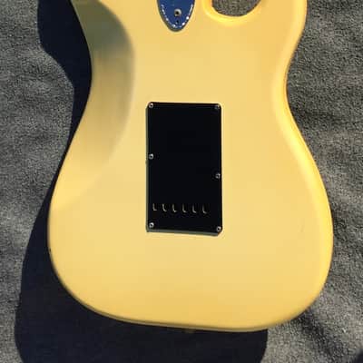 Fender Stratocaster Lefty 1976 White Creme Rosewood Fingerboard image 11