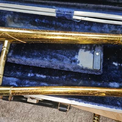 King Cleveland 605 Tenor Trombone, USA, w/ case and mouthpiece, Good Condition image 12