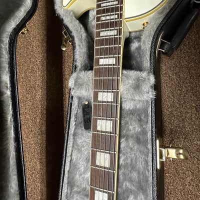 Used Epiphone Les Paul Custom Electric Guitar - Alpine White Vintage 2007 w/ Hard Case image 4