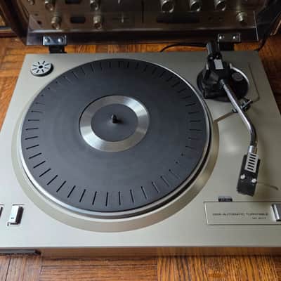Fisher Studio Standard MT-6117 Turntable - Mint Condition - Low Hours w/ Manual image 4