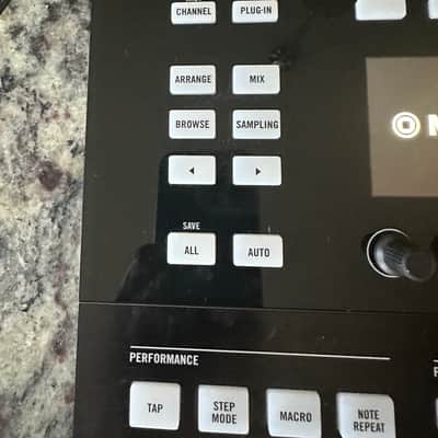 Native Instruments Maschine Studio – Excellent Condition – Original Box – Software Transfer Included image 14