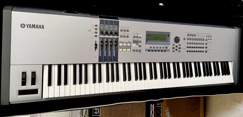 Yamaha Motif ES 8 Workstation. Like New AWESOME! image 1