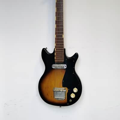 Teisco E100 - 1960s - Japan - Tobacco Sunburst image 2