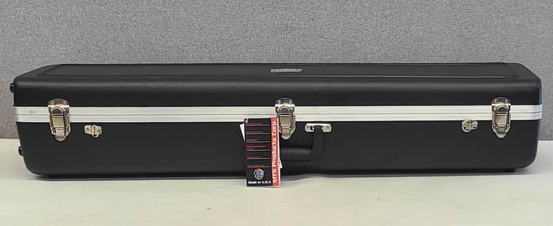 New MTS Universal ABS Plastic 840V Bass Clariney Case Minor Shipping Damage image 1