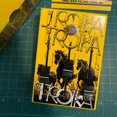 JHS Third Man Hardware Troika 2025 - Present - Yellow image 1