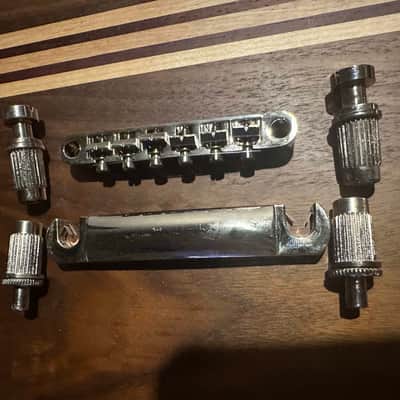 Epiphone Tune O Matic Bridge With Stop Tail And Studs 2023 - Chrome image 2