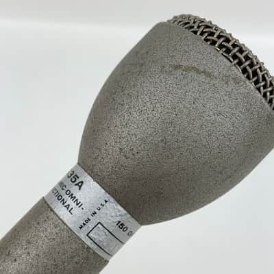 Vintage 1974 635A Dynamic Omnidirectional Microphone w/Metal Case & EV Clip image 5