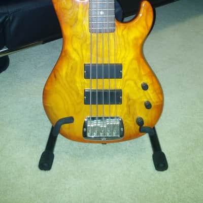 G&L L-5500 1995 Honeyburst image 2