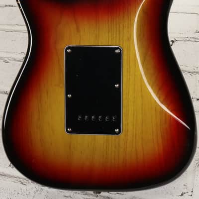 1977 Fender Stratocaster Sunburst Electric Guitar w/ Original Case image 5
