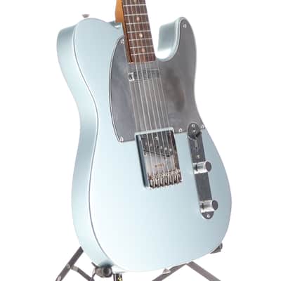 Fender Certified Pre-Owned Chrissie Hynde Telecaster, Rosewood Fingerboard, Ice Blue Metallic (N12) (01351) image 3