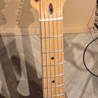 Fender Stratocaster 2024 - satin green image 3