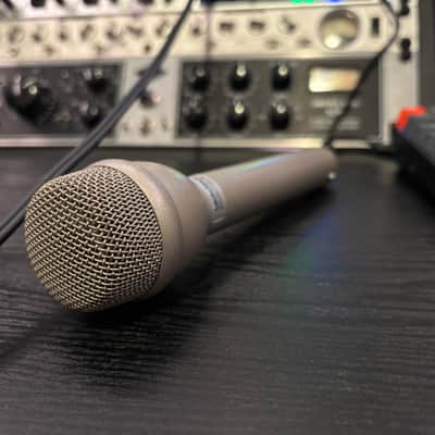 Electro-Voice RE50 Omnidirectional Dynamic Microphone 1970 - 1989 - Fawn Beige image 1