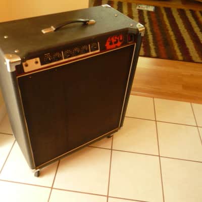 Unicord S450 Bass Guitar Amplifier, Solid State, 15" Speaker, Vintage 1970's, 90 watts image 12