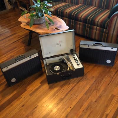1962 Tube Record Changer Portable Stereo - Fully Refurbished image 11
