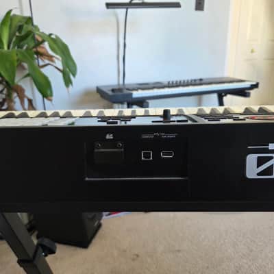 Roland FA-08 88-Key Workstation Keyboard 2022 - Present - Black image 7