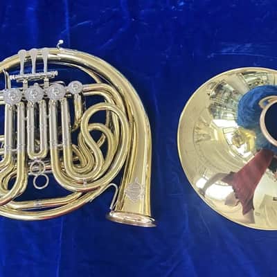 New Alexander 1103MAL-HG Double French Horn in Yellow Brass,Lacquered,Cut Bell,Hand Hammered Bell Spout; with Mouthpiece, Care Kit image 6