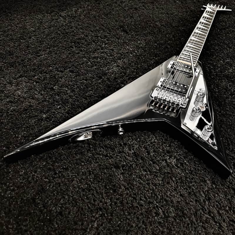 Jackson USA Custom Shop Select JCS Randy Rhoads RR1 Black and Chrome