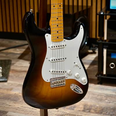 Fender Custom Shop '55 Stratocaster Hardtail CC - 2 Tone Sunburst image 2