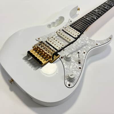 Ibanez JEM7V Prestige White Steve Vai Signature image 4