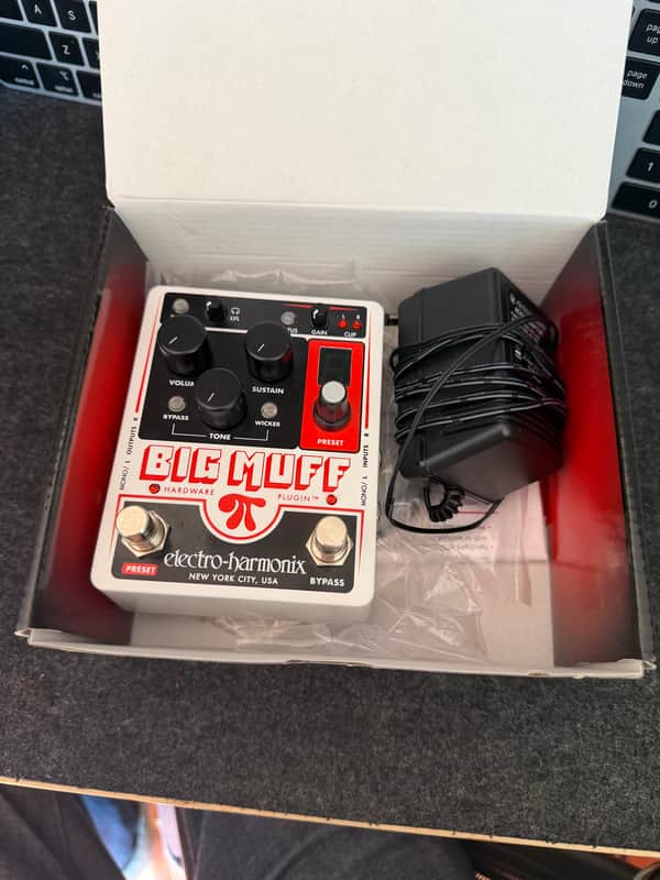 Electro-Harmonix Big Muff Pi Hardware Plugin 2022 - Present - White image 1
