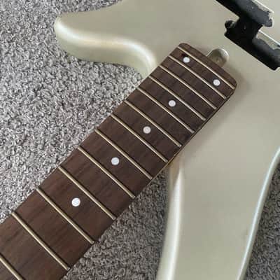 J&D 4 String Bass Project in White, Basswood Body, Maple Neck, Rosewood Fingerboard image 11