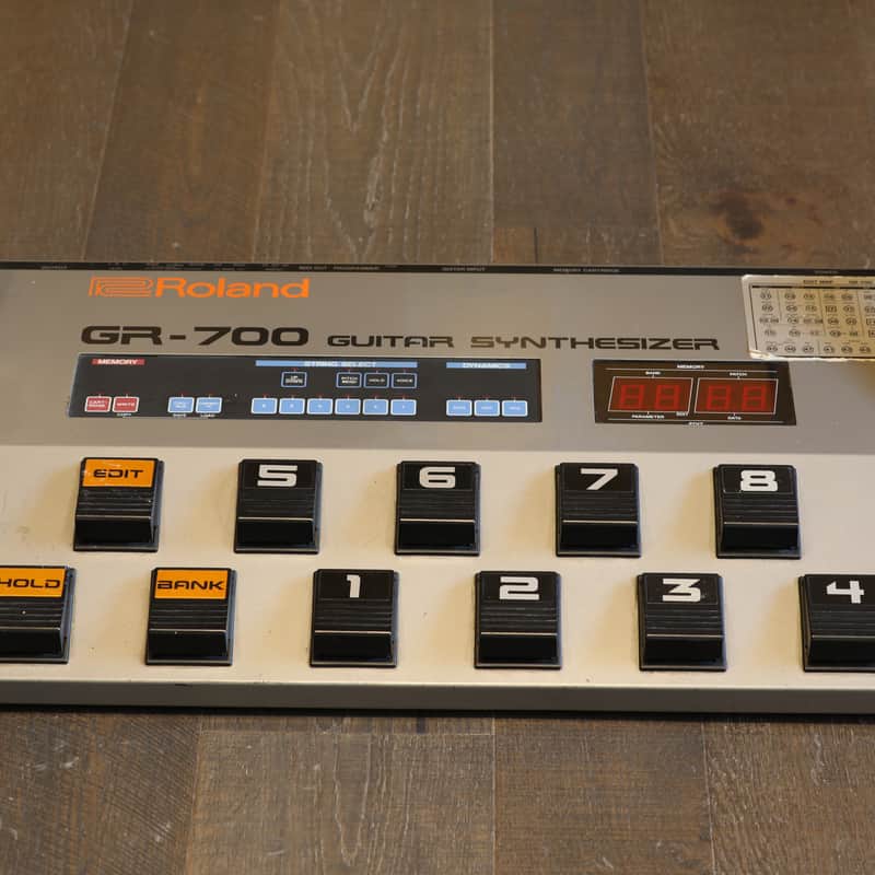 GR-700 Guitar Synthesizer