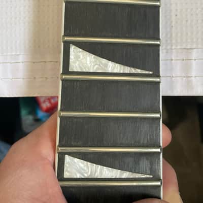 2020's Jackson JS32 JS Series Bound Guitar Neck Floyd Ready 24 Fret Sharkfin Inlay image 17