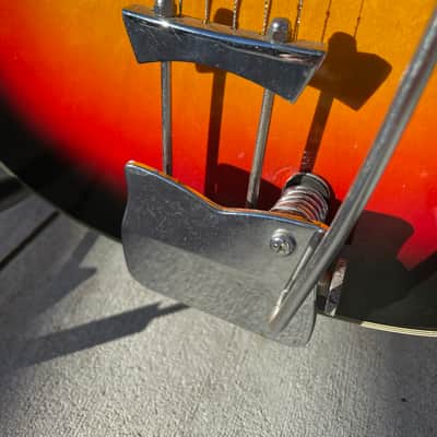 Univox Hollowbody 1972 Sunburst image 4
