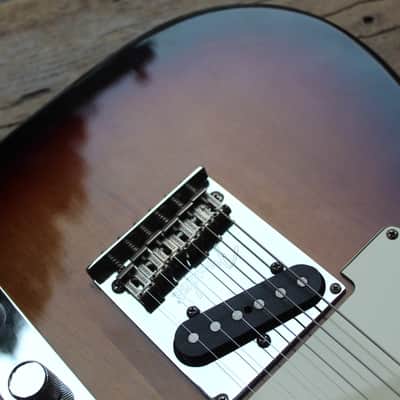 Fender American Standard Telecaster, Maple Fingerboard, 3-Color Sunburst, HARDCASE, 3, 84 KG image 6