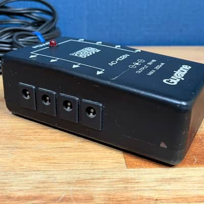 Guyatone AC-102N 9V Pedal Power Supply image 3