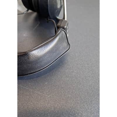 Beyerdynamic DT 220 - Headphones - Black - Excellent image 3