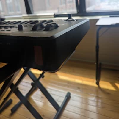 Roland FANTOM-06 61-Key Workstation Keyboard Bundle image 6