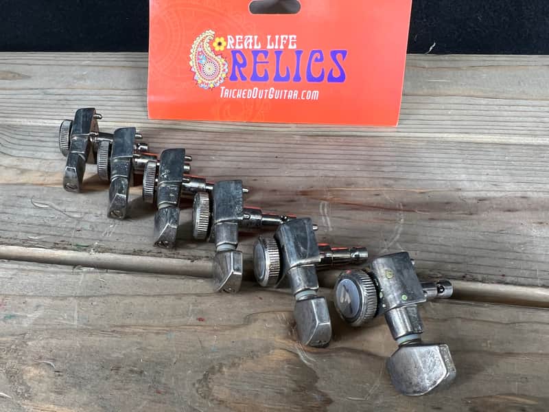Real Life Relics Fender® Aged Genuine American Deluxe Locking Tuners All Short Post 0990818105   [E1] image 1