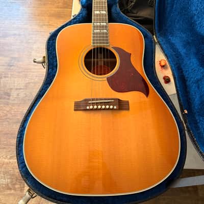 Gibson Hummingbird Artist 2012 image 1