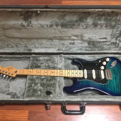 Fender Player Stratocaster Limited Edition 2018 - Rare Blue Burst image 3