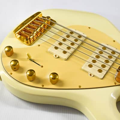 Ernie Ball Music Man StingRay 5 HH with Maple Fretboard - White Pearl image 6