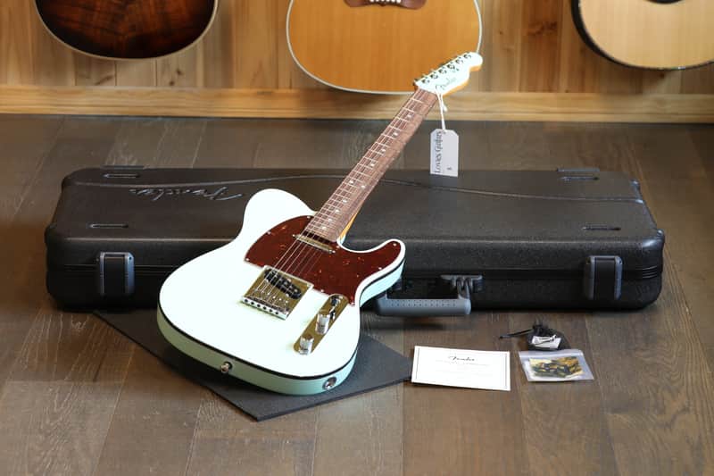 Unplayed! 2024 Fender American Ultra Luxe Telecaster Electric Guitar Surf Green + OHSC