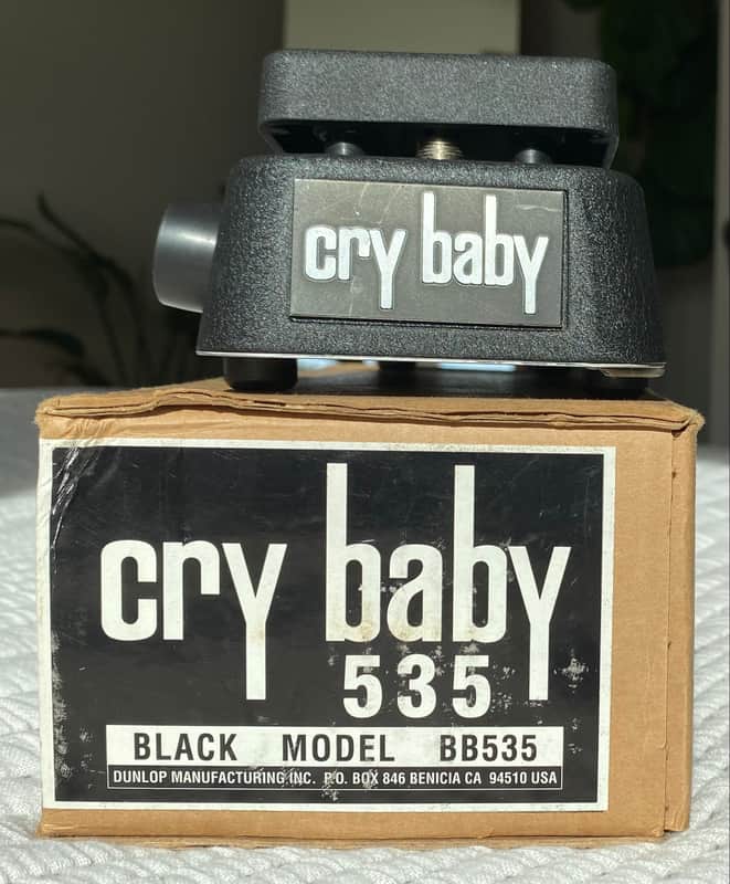 Original Rev. 3 Dunlop BB535 Series Cry Baby Wah w/ box & plastic on bottom image 1