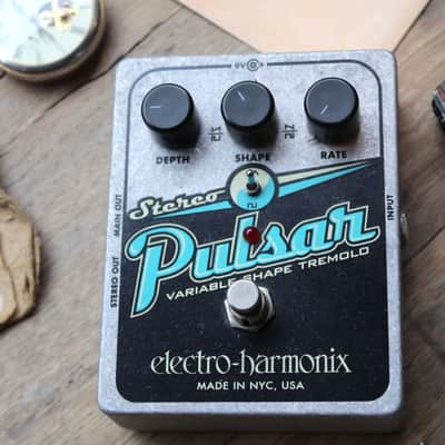 EHX "Pulsar (Variable Shape Analog Tremolo)" image 1