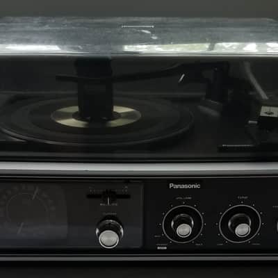 Vintage Panasonic SD-201 Mid-Century AM/FM Stero Turntable Record Player - Not Fully Tested Please Read Description image 2