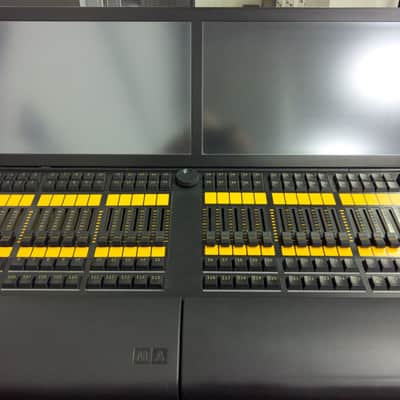 MA Lighting MA2 Full-size 8,192 Ch Console image 8