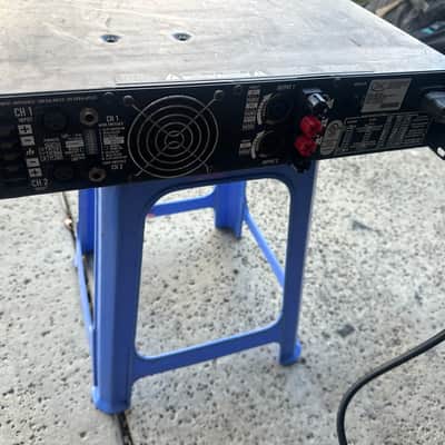 QSC RMX2450 2400-Watt Professional Power Amp 2000s - Black image 4