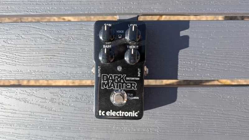TC Electronic Dark Matter Distortion